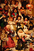 Europe, germany, german, bavaria, munich, doll, dolls, toy, toys, shop, shops, window, windows, FF25,