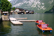 Europe, austria, austrian, hallstatt, hallstattersee, lake hallstattersee, lake, lakes, salzkammergut, salzkammergut region, boat, boats, boating, paddleboat, paddleboats.