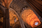 Spain, seville, spanish, architecture, cathedral, cathedrals, seville cathedral, cathedral of seville, cathedral of sevilla, interior, interiors, arch, arches, archway, archways, FF25,