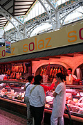 Europe, Spain, Spanish, Valencia, architecture, central market, market, markets, market stall, markets stalls, people, shop, shops, shopping, FF25,