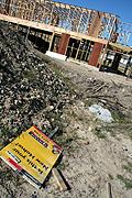 Australia, qld, queensland, gold coast, sign, signs, pacific pines, industry, construction, construction industry, building industry, construction site, constructions sites, building site, building sites, house, houses, housing.