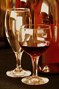 Australia, industry, wine, wine industry, wine glass, wine glasses, bottle, bottles, glass, glass bottle, glass bottles, alcohol.