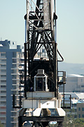 Australia, qld, queensland, gold coast, industry, crane, cranes, machine, machines, machinery, construction, construction industry, building industry, construction site, constructions sites, building site, building sites, house, houses, housing.