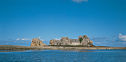 France, Brittany, house, houses, housing, architecture, cottage, cottages, rock, rocks, coast, coasts, coastal, coastline, coastlines, water, AB67,