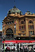Australia, Victoria, Vic, architecture, arch, arches, archway, archways, Melbourne, Flinders Street, Flinders Street Station, Flinders Street Railway Station, Rail, transport, transportation, vehicle, vehicles, railway station, railway stations, rail, station, stations, tram, trams, dome, domes.