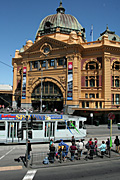 Australia, Victoria, Vic, architecture, arch, arches, archway, archways, Melbourne, Flinders Street, Flinders Street Station, Flinders Street Railway Station, Rail, transport, transportation, vehicle, vehicles, railway station, railway stations, rail, station, stations, tram, trams, DFF, DFFCITIES.