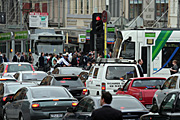 Australia, vic, victoria, melbourne, traffic, pedestrian, pedestrians, people, crowd, crowds, car, cars, traffic light, traffic lights, transport.