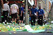 Australia, New South Wales, sydney, parade, parades, olympics, olympiad, olympiads, celebrate, celebrating, celebration, celebrations, olympic games, athlete, athletes, beijing, crowd, crowds, paper, litter, littering, litters.