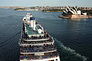Australia, New South Wales, sydney, superliner, superliners, liner, liners, Australia day celebrations, transport, transportation, vehicle, vehicles, ship, ships, shipping, vessel, vessels, cruise, cruises, cruising, cruise ship, cruise ships, liner, liners, cruise liner, cruise liners, pacific dawn.