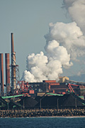 Australia, New South Wales, coal, wollongong, port, ports, kembla, port kemba, industry, smoke, pollution, pollute, pollutes, polluting, chimney, chimneys, factory, factories.