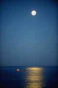 Australia, New South Wales, newcastle, transport, ship, ships, shipping, tanker, tankers, moon, the moon, NP80,