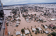 Australia, New South Wales, disaster, disasters, flood, floods, flooding, flooded, river, rivers, namoi, namoi river, wee waa, house, houses, housing, aerial, aerials.
