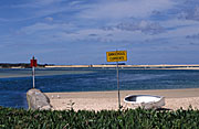 Australia, qld, queensland, maroochydore, cotton tree, sign, signs, danger, dangerous, currents, water, boat, boats, sand, beach, beaches.