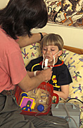 People, parent, parents, parenthood, mother, mothers, son, sons, child, children, boy, boys, woman, women, family, families, female, females, asthma, asthmatic, asthmatics, health, medical, medicine, medicines, bed, beds, mask, masks, bedroom, bedrooms, Australia, Sport pictures, Sports, balloon images, hot air balloons
