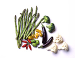 Food, vegetable, vegetables, mixed vegetables, asparagus, cauliflower, cauliflowers, pepper, peppers, tomatoe, tomatoes, asparagus officinalis.