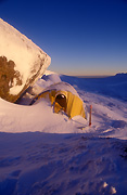 Australia, new South Wales, nsw, victoria, vic, alps, mountain, mountains, snow, snow scene, snow scenes, camp, camps, camping, tent, tents, HOL08,