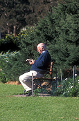 Australia, people, man, men, male, males, old man, old men, old people, elderly, elderly people, elderly man, elderly men, old, elderly, aged, aged people, outdoors, read, reads, reading, book, books, paper.