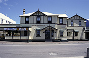 Australia, New South Wales, woy woy, woy woy peninsula, peninsula, peninsulas, architecture, hotel, hotels, pub, pubs, sign, signs, window, windows.