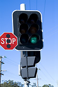 Australia, transport, transportation, vehicle, vehicles, traffic light, traffic lights, traffic signal, traffic signals, green, signal, signals, light, lights, traffic, stop, stop sign, stop signs, sign, signs.