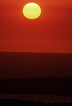 Sun, the sun, sunrise, sunrises, sunset, sunsets, sunrises and sunsets, circle, circles, sky, skies, sky scene, sky scenes.