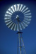 Farming, Farmland, farm, farms, Agriculture, Windmill, Windmills, power, outback, australian outback, outback australia, Australia, rural, rural scene, rural scenes, sky, skies, blue sky, blue skies, Australia.