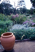 Pot, pots, potted, garden pot, garden pots, empty, outdoor pot, outdoor pots, garden, gardens, cottage, cottage garden, cottage gardens, terracotta, terracotta pot, terracotta pots, IS47,