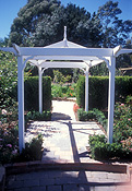 Garden, gardens, pergola, pergolas, garden structure, garden structures, paver, pavers, paving, IS47,