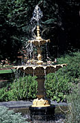 Fountain, Fountains, pond, ponds, garden pond, garden ponds, water garden, water gardens, water feature, water features, waterfeature, waterfeatures, garden, gardens, garden pond, garden ponds, IS47,