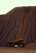 Australia, WA, Western Australia, MT NEWMAN, iron ore, iron-ore, mine, mines, mining, iron-ore mine, iron-ore mines, iron-ore mining, iron ore mine, iron ore mines, iron ore mining, reclaimer, reclaimers.