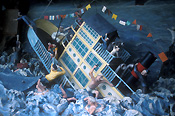 Singapore, haw par, haw par villa, tiger balm, tiger balm garden, tiger balm gardens, amusement park, amusement parks, sink, sinks, sinking, sinking ship, sinking ships, ship, ships, shipping, vessel, vessels, dragon wall, nine dragon wall.