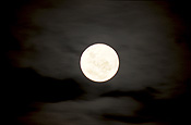 Moon, moons, the moon, circle, circles, moonrise, moonrises, sky, skies, sky scene, sky scenes, planet, planets, terrestrial planet, night, nights, nightime, nightimes.