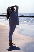 People, woman, women, female, females, people, Pregnant woman, pregnant women, pregnant, pregnancy, expectant mother, expectant mothers, expectancy, expectant, expectant woman, expectant women, beach, beaches, shoreline, shorelines, seashore, seashores, coast, coasts, coastline, coastlines, Australia, Sport pictures, Sports, balloon images, hot air balloons