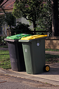 Australia, New South Wales, sydney, road, roads, sealed, sealed road, sealed roads, bin, bins, rubbish, rubbish bin, rubbish bins, garbage, recycle, recycles, recycling.