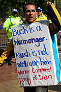 Australia, New South Wales, sydney, people, apec, apec demonstration, demonstrator, demonstrators, demonstration, demonstrations, protest, protests, asia pacific economic cooperation, bush, president bush.