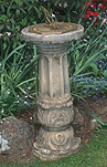 Garden, gardens, Sundial, sundials, clock, clocks, early clock, early clocks, early time piece, early time pieces, time, timekeeping, time keeping.