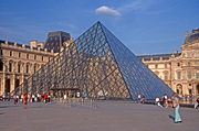 France, Europe, French, Architecture, French architecture, Building, Buildings, Paris, Art, Art Museum, Art Museums, Museum, Museums, Louvre, The Louvre, Grand Louvre, Great Louvre, Musee du Louvre, pyramid, pyramids, glass pyramid, glass pyramids, glass, glass structure, glass structures, dusk, FF25,