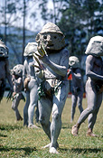 Png, papua new guinea, new guinea, mount hagen, mt hagen, western highlands, western highlands province, man, men, male, males, ceremony, ceremonies, people, mudmen, mudman, mud men, mud man.