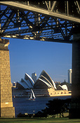 Australia, New South Wales, Architecture, arch, arches, archway, archways, Sydney, harbour bridge, Sydney Harbour Bridge, DFF, DFFCITIES, Sydney Harbor Bridge, Sydney Harbour, Sydney Harbor, harbour, harbours, harbor, harbors, bridge, bridges, Sydney Opera House, Architecture, Joern Utzon, Architecture, Joern Utzon, opera house, FF25,