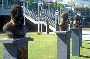 Australia, vic, victoria, sport, melbourne, stadium, stadiums, melbourne tennis centre, melbourne international tennis centre, tennis, statue, statues, john newcombe, FF25,