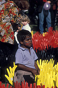 Australia, south Australia, SA, adelaide, people, rymill park, reconcile, reconciliation, Australian artists against racism, AAAR, Native title and reconciliation, native title, native titles, ANTAR, aboriginal, aboriginals, aborigine, aborigines, racism, racist, hand, hands, sea of hands, indigenous, indigenous people, indigenous australians, torres strait islanders, child, children.