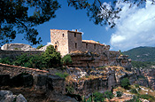 Spain, costa dorada, road, roads, sealed road, sealed roads, jeep, jeeps, four-wheel drive, four-wheel drives, 4wd, 4wds, serra de montsant, FF25,