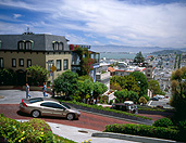 USA, America, united states, united states of america, california, san francisco, street, streets, road, roads, sealed road, sealed roads, lombard, lombard street, car, cars, vehicle, vehicles, motorcar, motorcars, motor car, motor cars, transport, transportation, vehicle, vehicles, bend, bends, FF25,