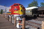 Transport, transportation, vehicle, vehicles, Train, Trains, railway station, railway stations, USA, United States of America, America, California, Sacremento, track, tracks, train track, train tracks, FF25,
