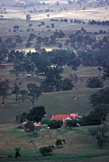 Australia, New South Wales, house, houses, farm, farms, farm building, farm buildings, farm house, farm houses, farmhouse, farmhouses, rural, rural scene, rural scenes, valley, valleys, bega, bega valley, aerial, aerials.