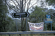 Fire, Fires, bushfire, bushfires, sign, signs, road sign, road signs, roadsign, roadsigns, signpost, signposts, sign post, sign posts, disaster, sydney bushfire, sydney bushfires, sydney, disasters.