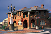 Australia, New South Wales, glen innes, glen innes post office, post office, post offices, communications, architecture.