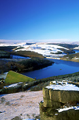 England, britain, great britain, united kingdom, uk, reservoir, reservoirs, water storage, peak district, peak, peak district np, peak district national parks, national park, national parks, derbyshire, dam, dams, winter, snow, snow scene, snow scenes, FF25,