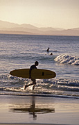 Australia, New South Wales, byron, byron bay, wategoes, wategoes beach, wave, waves, beach, beaches, nsw beaches, new South Wales beaches, coast, coastal, coastline, coastlines, surfer, surfers, surfing, surfboard, surfboards.