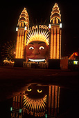 Australia, New South Wales, Sydney, Luna Park, fairground, fairgrounds, fair ground, fair grounds, fun park, fun parks, funpark, funparks, funfair, funfairs, fun fair, fun fairs, themepark, themeparks, theme park, theme parks, amusement, amusement park, amusement parks, fun spot, fun spots, face, faces.