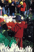 Australia, south Australia, SA, people, adelaide, rymill park, reconcile, reconciliation, Australian artists against racism, AAAR, Native title and reconciliation, native title, native titles, ANTAR, aboriginal, aboriginals, aborigine, aborigines, racism, racist, hand, hands, sea of hands, indigenous, indigenous people, indigenous australians, torres strait islanders, child, children, boy, boys, male, males, hat, hats.